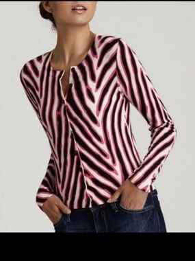 Diane von Furstenberg Black and Cream Pebble-Print Cardigan